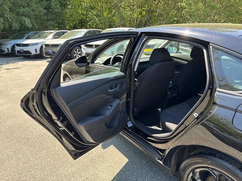 Used 2025 Honda Accord SE image 27