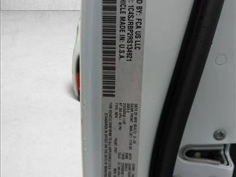 Used 2024 Jeep Wagoneer L Series II RWD image 25