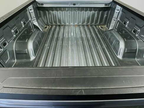 Used 2025 Chevrolet Silverado 1500 LT image 26