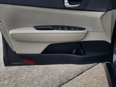 Used 2016 Kia Optima LX FWD image 13