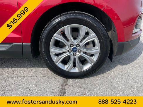 Used 2021 Ford Edge Titanium AWD/4WD image 12