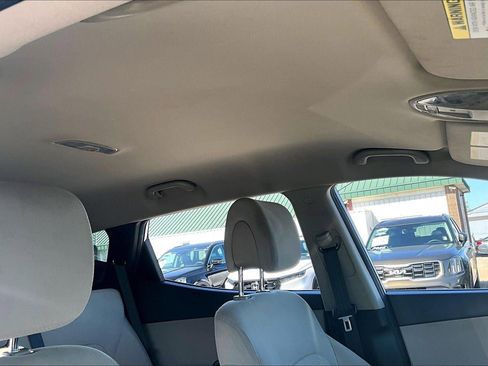 Used 2017 Hyundai Santa Fe Sport FWD image 27