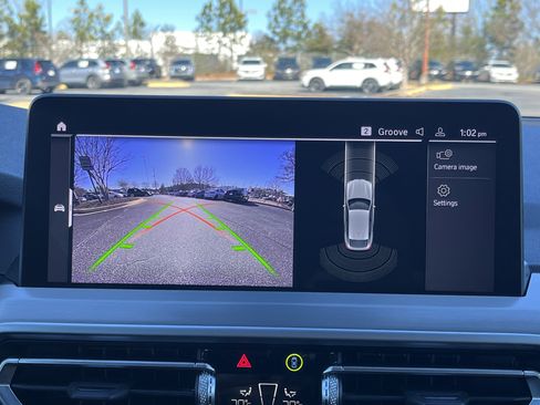 Used 2025 BMW X4 xDrive30i image 4