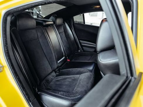 Used 2018 Dodge Charger SRT w/ Technology Group RWD image 73