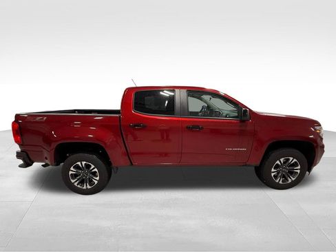 Used 2021 Chevrolet Colorado Z71 AWD/4WD image 7