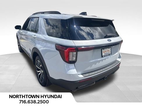 Used 2026 Ford Explorer ST-Line AWD/4WD image 7