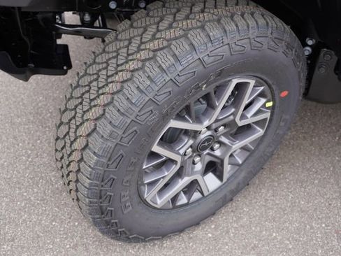 New 2026 Jeep Wrangler Unlimited Sahara AWD/4WD image 9
