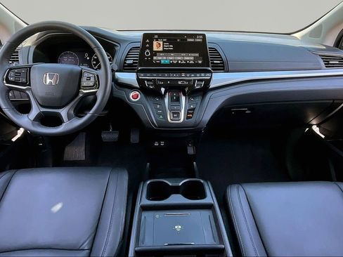 Certified 2026 Honda Odyssey EX-L image 7