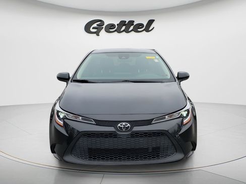 Used 2022 Toyota Corolla LE image 8