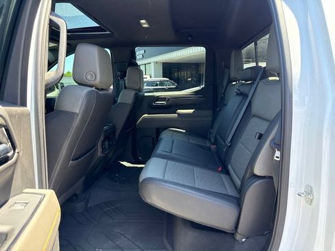 Used 2023 Chevrolet Silverado 1500 ZR2 w/ Technology Package AWD/4WD image 35