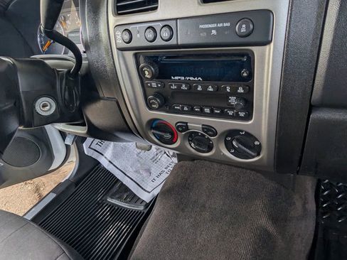 Used 2012 Chevrolet Colorado LT image 18