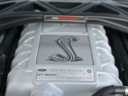 Used 2022 Ford Mustang Shelby GT500 w/ Carbon Fiber Track Pack RWD image 36