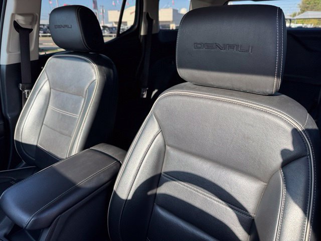 Used 2023 GMC Acadia Denali FWD image 11