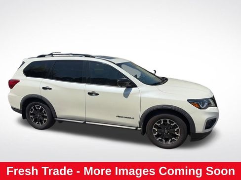 Used 2020 Nissan Pathfinder SL FWD image 1