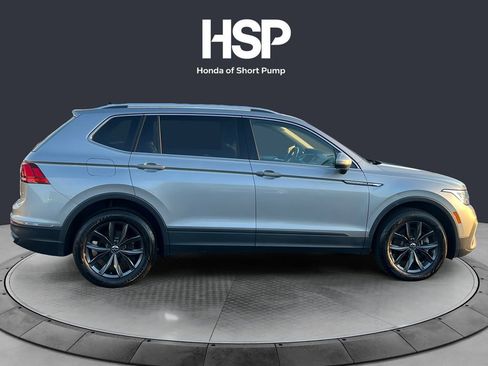 Used 2023 Volkswagen Tiguan SE FWD image 6