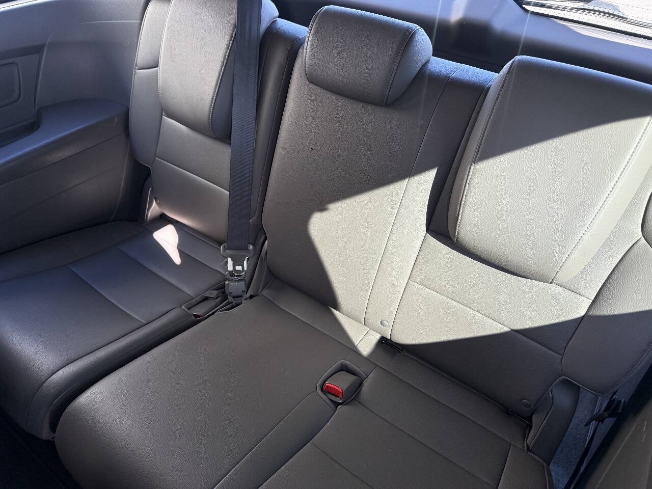 Used 2015 Honda Odyssey EX-L image 14