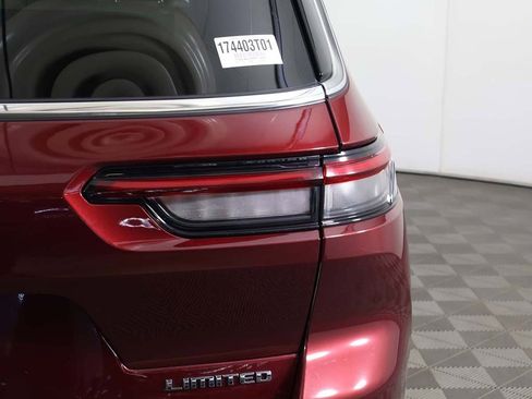 Used 2021 Jeep Grand Cherokee L Limited image 20