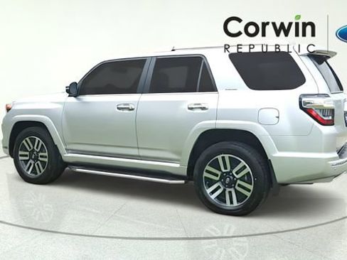 Used 2022 Toyota 4Runner Limited AWD/4WD image 5