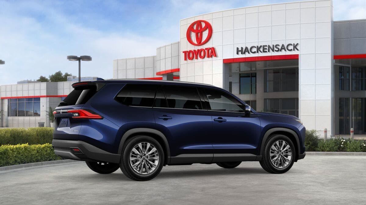 New 2026 Toyota Grand Highlander AWD image 11