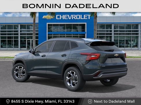 New 2026 Chevrolet Trax LT image 4