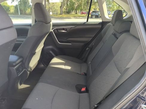 Used 2020 Toyota RAV4 XLE image 14