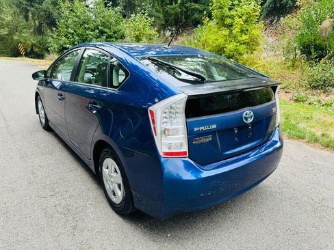 Used 2010 Toyota Prius Two image 3