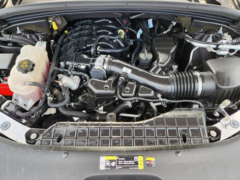 Used 2023 Jeep Grand Cherokee Limited AWD/4WD image 40