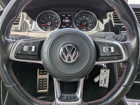 Used 2018 Volkswagen Golf 4-Door FWD image 21
