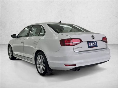 Used 2017 Volkswagen Jetta SEL FWD image 8