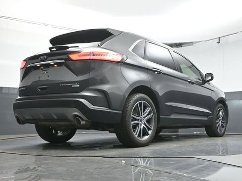 Used 2019 Ford Edge Titanium w/ Cold Weather Package image 34