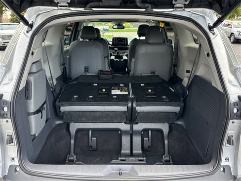 Certified 2024 Toyota Sienna XLE image 24