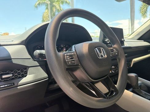 Used 2025 Honda Accord SE image 22
