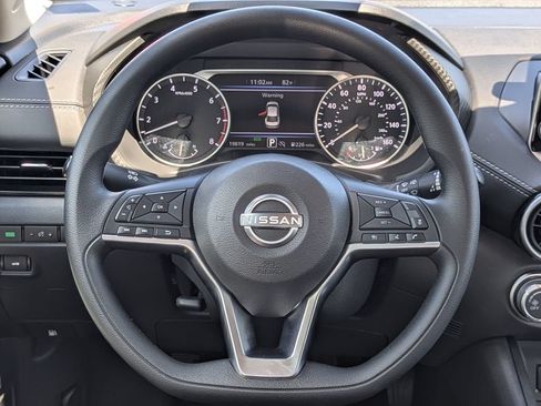 Certified 2025 Nissan Sentra SV FWD image 20