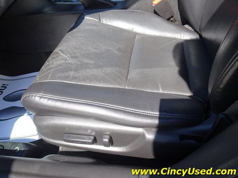 Used 2014 Acura ILX w/ Technology Package FWD image 29