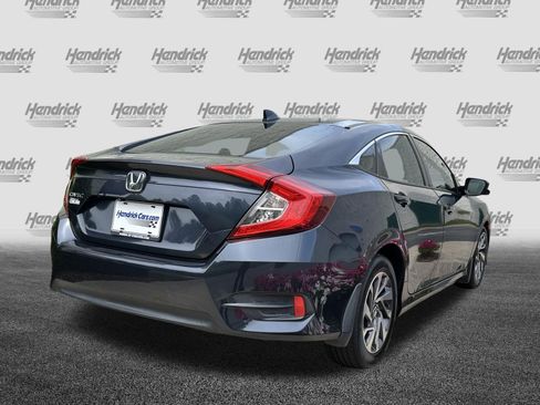 Used 2018 Honda Civic EX image 8