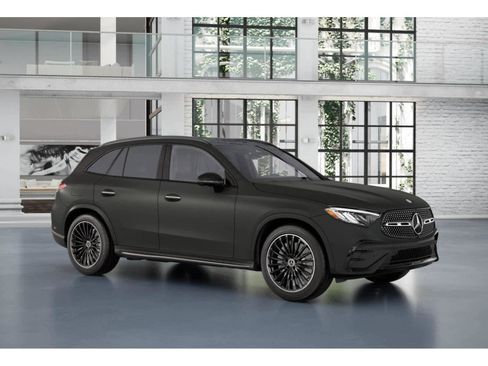Used 2025 Mercedes-Benz GLC 300 image 22