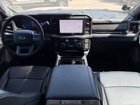 Used 2025 Ford F250 Lariat AWD/4WD image 18