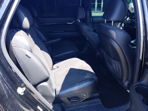 Used 2024 Hyundai Palisade Calligraphy image 15