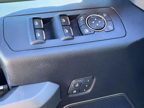 Used 2018 Ford F150 Raptor w/ Equipment Group 802A Luxury image 33