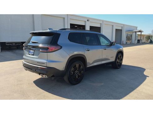 New 2026 GMC Acadia Elevation image 8