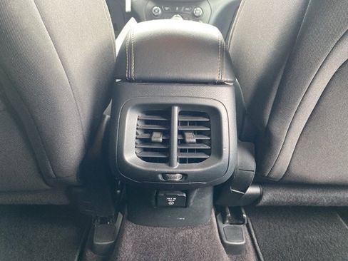 Used 2016 Jeep Cherokee Latitude w/ Cold Weather Group image 46