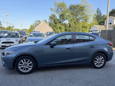 Used 2014 MAZDA MAZDA3 i Touring w/ Technology Package FWD image 5