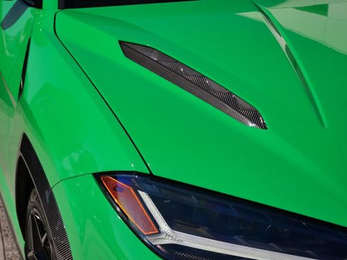 Used 2024 Lamborghini Urus Performante image 19