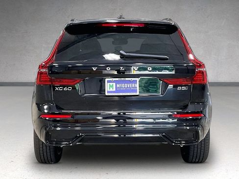 New 2027 Volvo XC60 B5 Plus AWD/4WD image 4