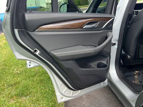 Used 2018 BMW X3 xDrive30i w/ Convenience Package AWD/4WD image 12
