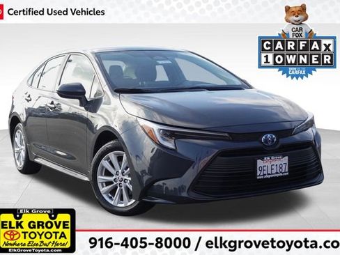 Certified 2024 Toyota Corolla LE image 1