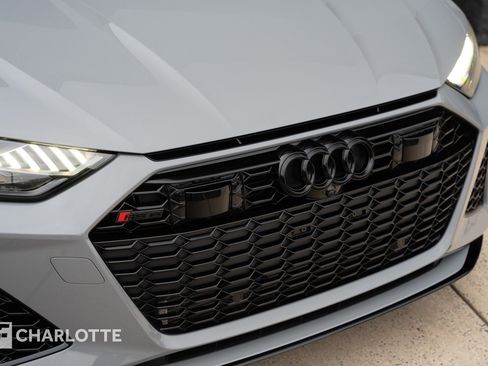 Used 2025 Audi RS 6 performance image 3