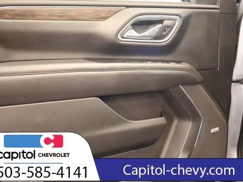 Used 2021 Chevrolet Suburban Z71 w/ Rear Media and Nav Package AWD/4WD image 10