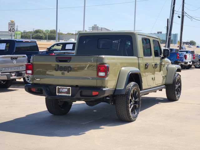 Used 2025 Jeep Gladiator Sport AWD/4WD image 14
