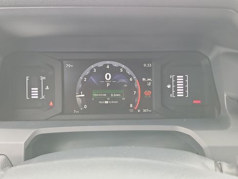 New 2026 Toyota 4Runner SR5 AWD/4WD image 26